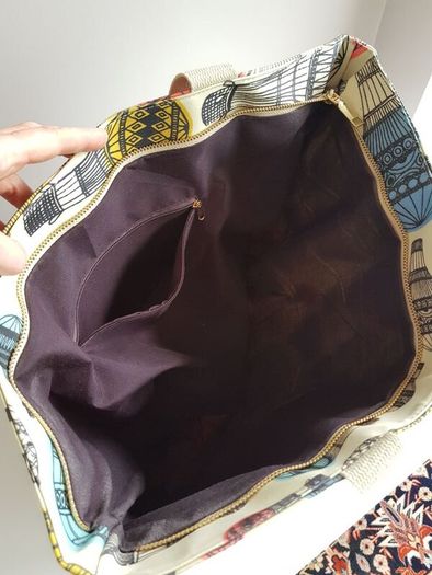 Zipped Rain Resistant Beach/ Tote Bag