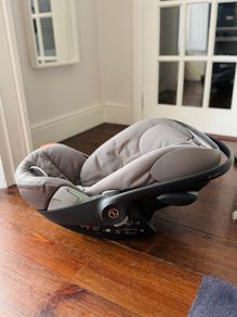 Cybex Gold Cloud G i-size baby car seat
