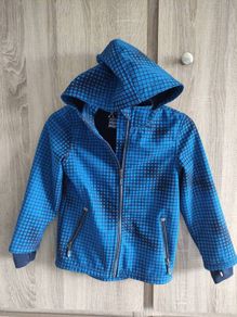 122 cm 6/7 years old barely worn only few times jacket