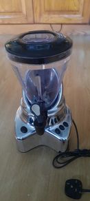 Morphy Richards  juicer machine