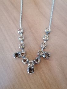 beautiful necklace very dressy