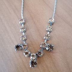 beautiful necklace very dressy