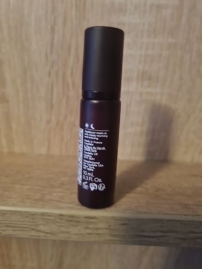 Caudalie Premier Cru The serum 10ml. 10e each. 10ml worth over 30e