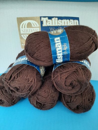 New vintage 80% wool knitting/crochet/crafts