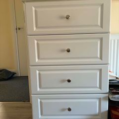 chest of drawer