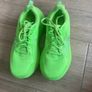 Green Saucony hurricane 25 runners Image 3