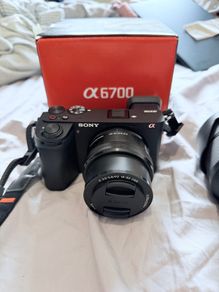 Sony a6700, 962 Shutter Count! Comes with 4 lenses
