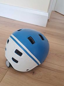 BTWIN Helmet (52-55cm)