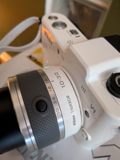 Nikon 1 v1