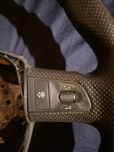 A4 B8 steering wheel