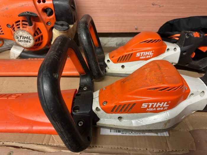 stihl AP battery hedge trimmers,petrol kombi and blower