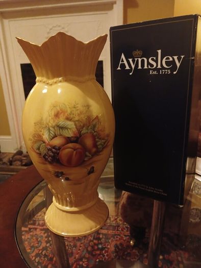 Aynsley Vase