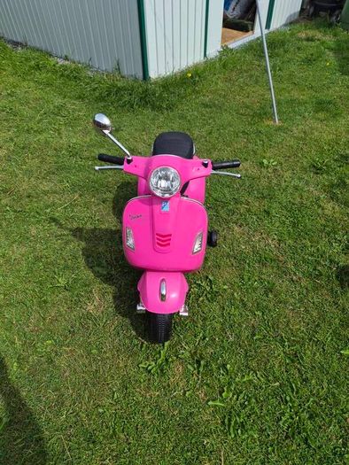 vespa motorbike