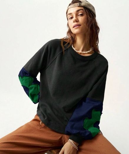 Fab Bohemela Black Sweatshirt Size XL