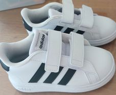 New Adidas Runners. Size 7.5