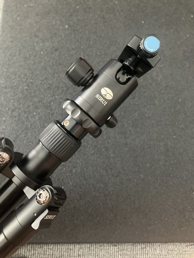 Sirui T-1005X tripod and ball head