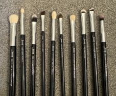 Makeup brushes