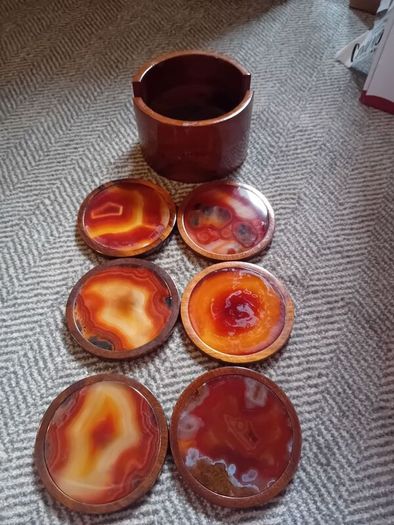 Vintage natural agate and wooden coaster set rrp 85e
