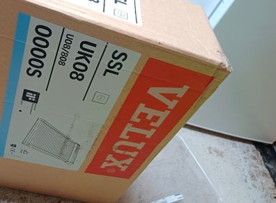 Velux solar roller shutter SSL UK08