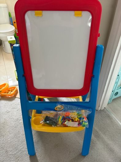 kids easel