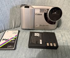 FIRST EVER CANON digital camera PowerShot 600 from 1996