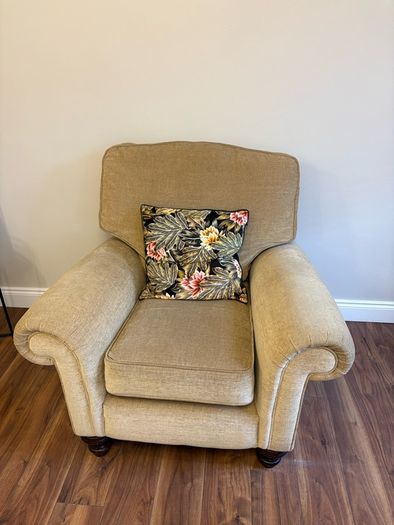 Fabulous Finline armchairs