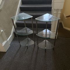shelving unit
