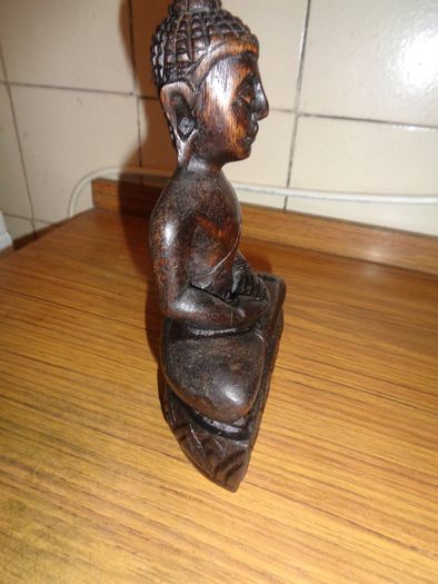 Hand Carved Wooden Budda Statue for Sale