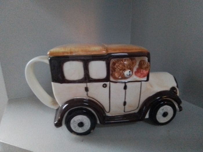 Novelty Collectors teapot ##