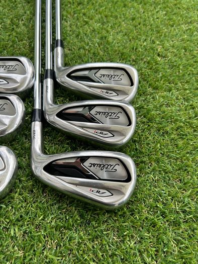 Titleist AP1 718