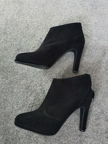 Gallery Black Suede Boots like New