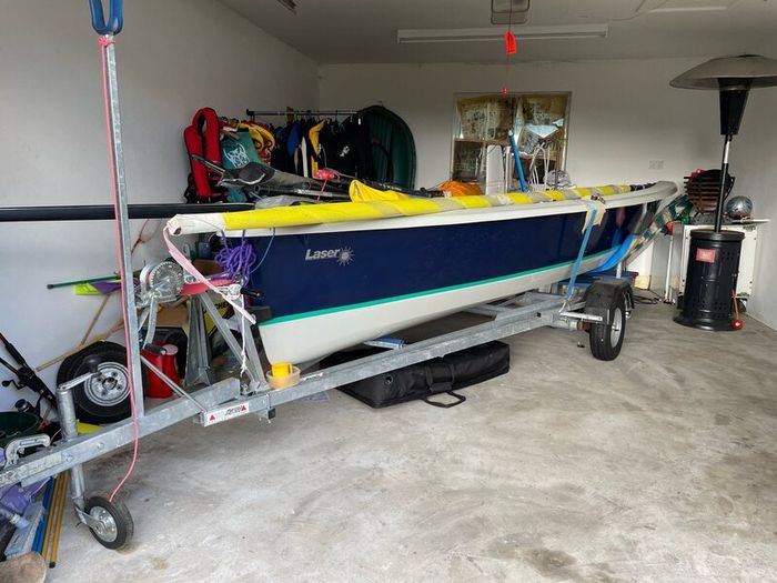 Laser Stratos Keel - Great family boat