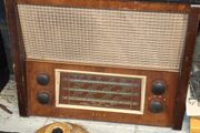 Antique valve radio's PRICE IS FOR 1 ONLY