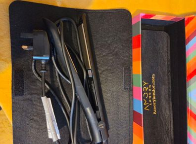 Limited Edition Ultra Silk Titanium Pro Styler by Amory London