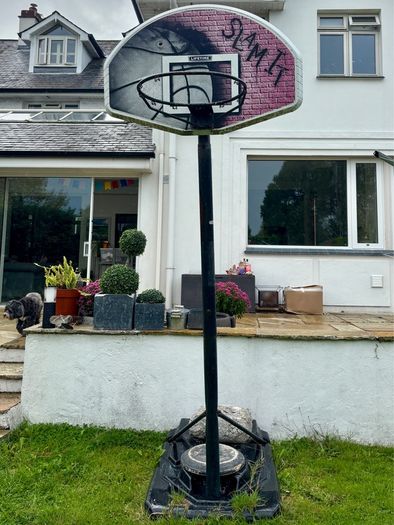 Basketball stand & hoop