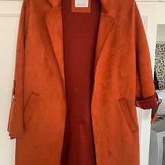 Lady's coat