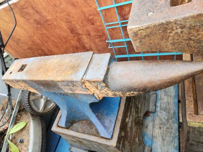 John Brooks Vaughans 1.5 CWT 77kg Anvil & Stand- Made in England from Cast Steel - Worlds Best Anvil