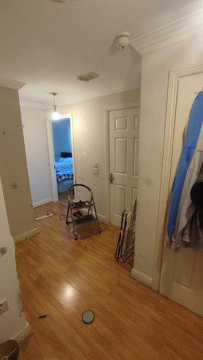 Painter | Interior | Great Prices, Quality Finish & Repairs