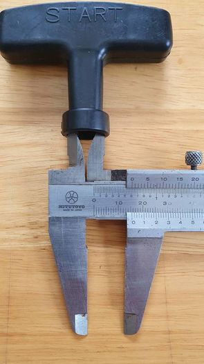 Lawnmower, chainsaw, strummer, hedgte trimmer...