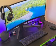 Logitech g915 x Lightspeed wireless keyboard
