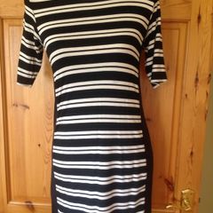Size 8 Dorothy Perkins Black & White Striped Dress