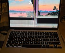 Macbook Air 2020 M1 256 Gb Ssd 8 Gb  Ram  Damaged Lcd