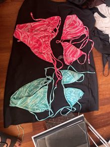 set of bikinis size M