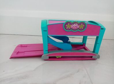 Polly Pocket garage