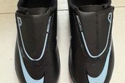 Nike boys football shoes, uk 12 / eur 30