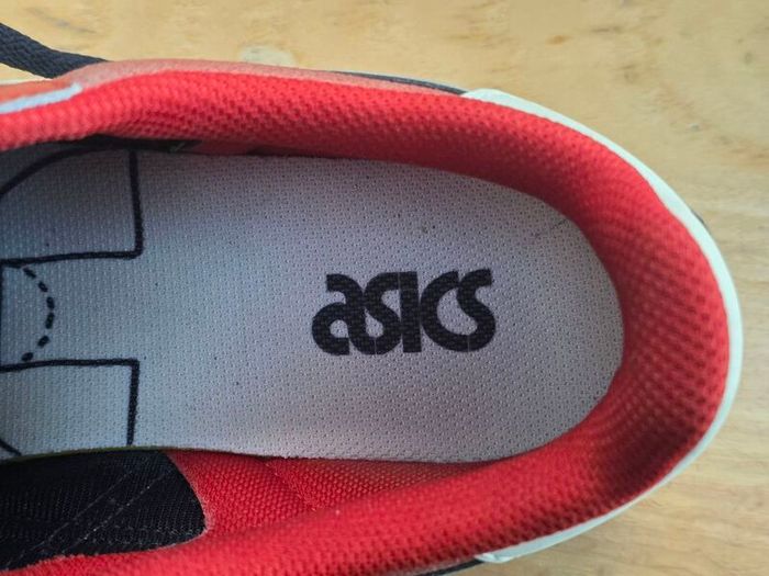 ASICS Japan S Art in Motion Trainers  Size UK9.5 EU44.5