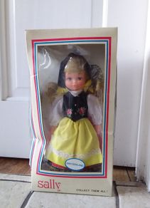 Sally Collect Them All - 1970s Countries Of The World Dolls - Switzerland