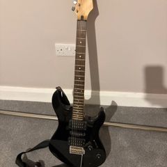 Electric Guitar Yamaha with Amp