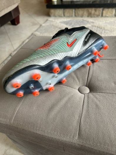 Nike Phantom 6 Low Elite AG Football Boots
