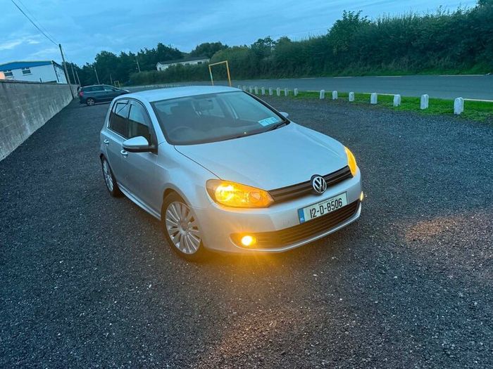 Volkswagen Golf 1.9TDI manual 2012